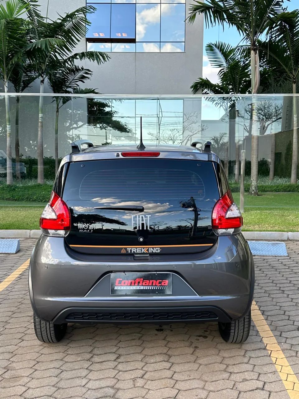 Fiat Mobi Trekking 1.0 Flex 5P - Foto 3
