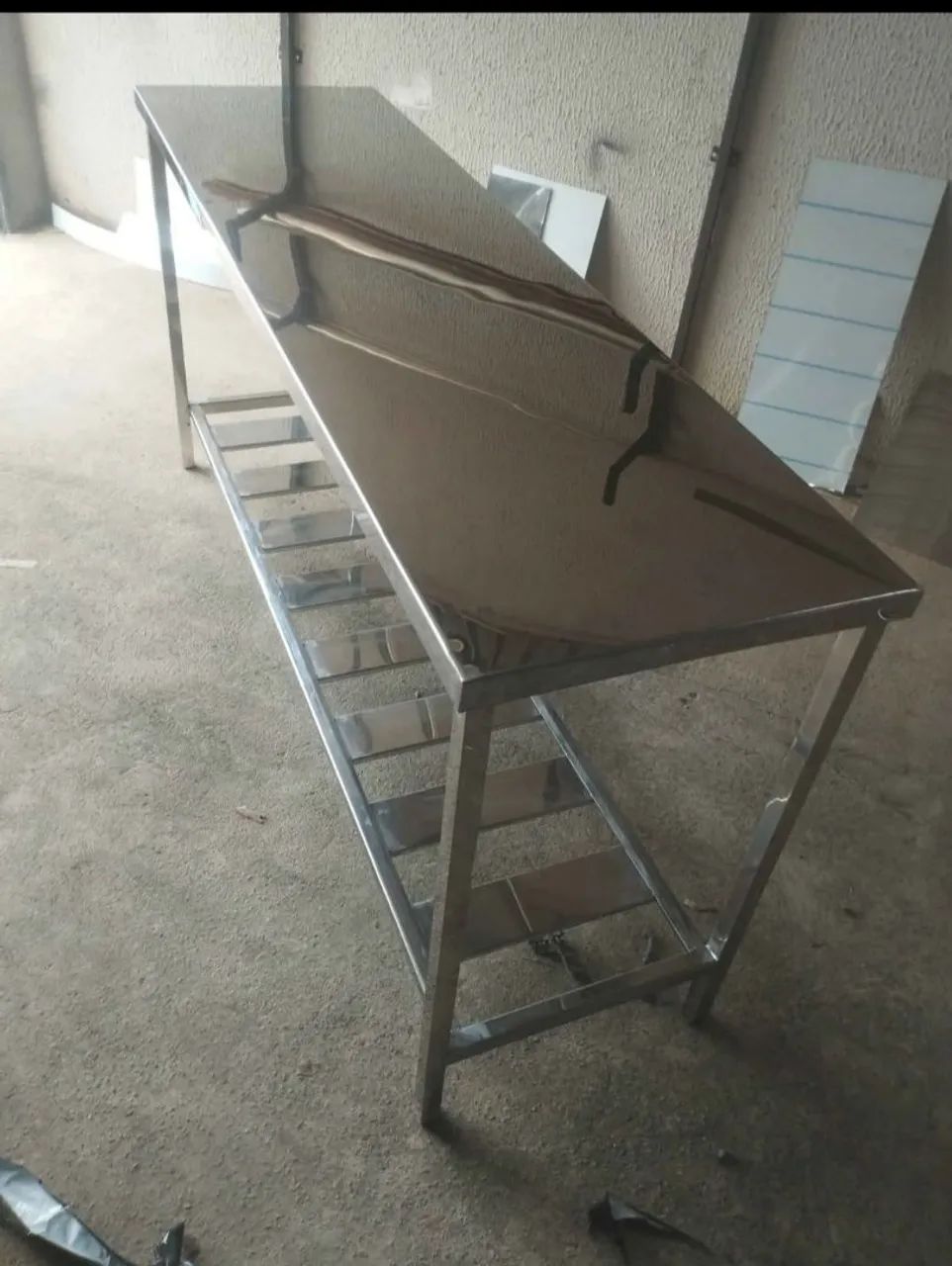 Mesa totalmente em aço inox  - Foto 3