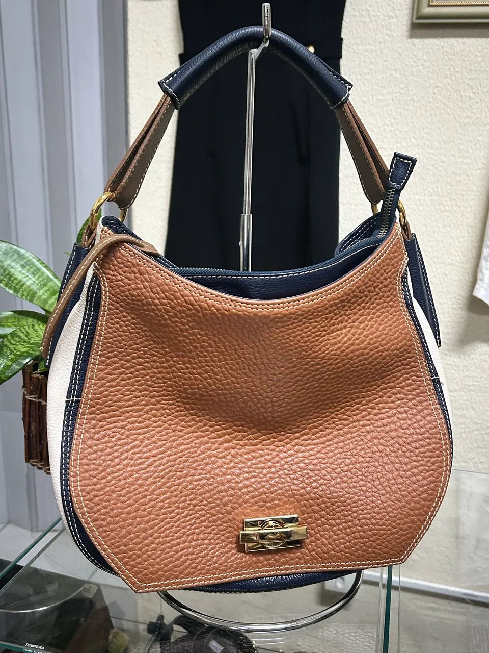 BOLSA COLATTO EM COURO 