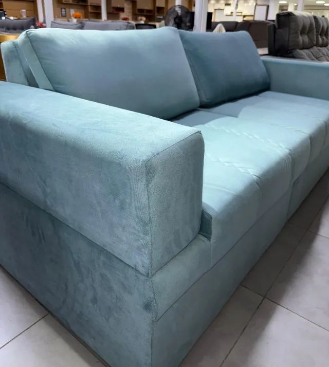 Sofá Otto 2,07m Veludo Nobre com Almofadas (FAZEMOS ENTREGAS DF E ENTORNO) - Foto 2