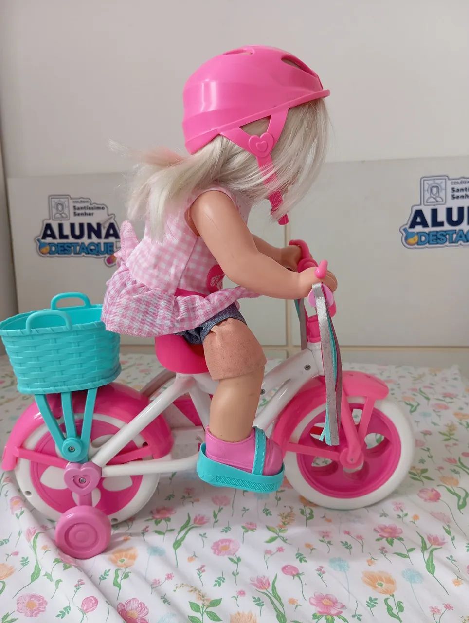 Boneca Little Mommy Andando de Bicicleta - Foto 3
