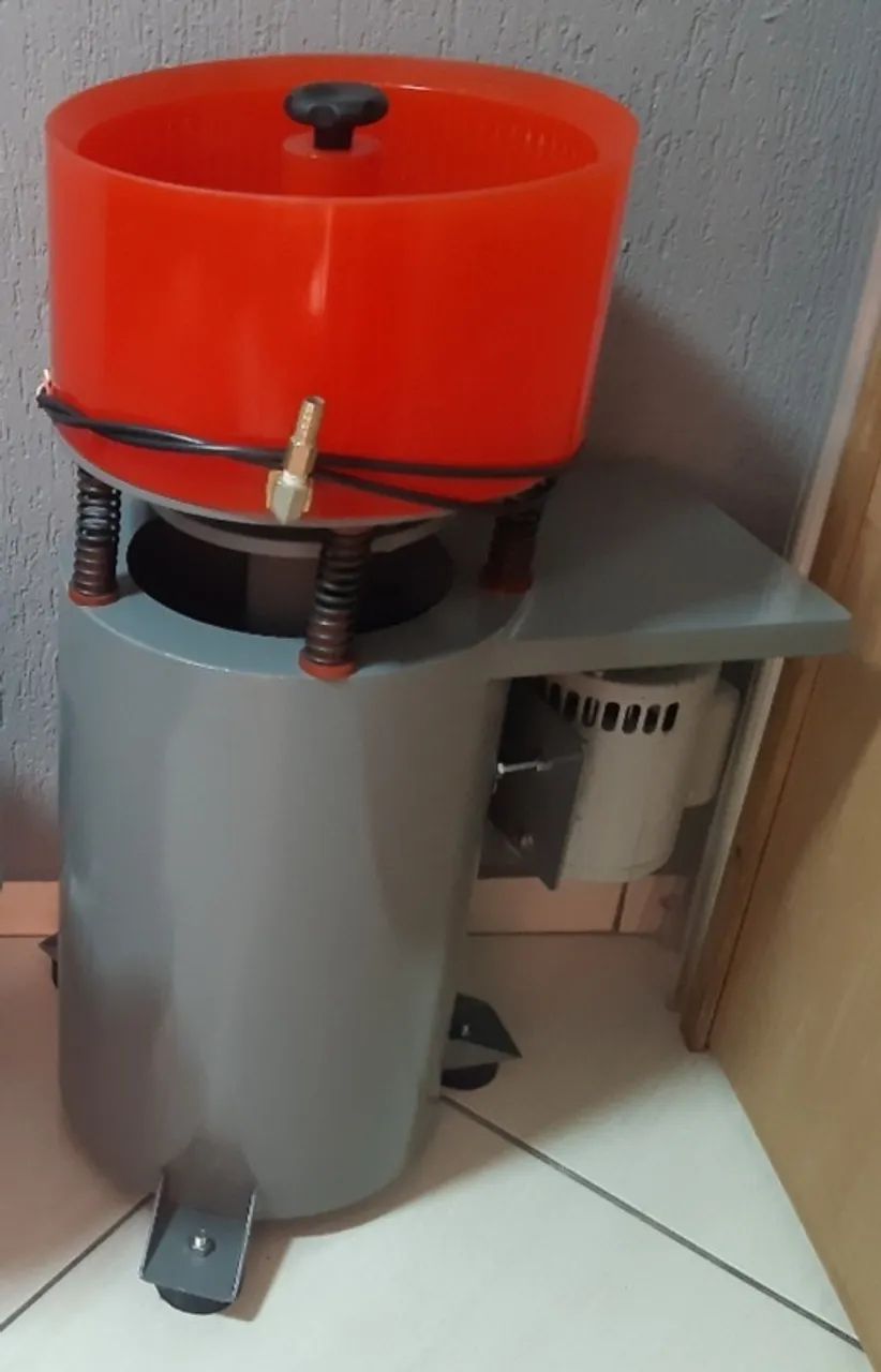 Vibrador Redondo 08L ou 12L Cuba P.U. Removível