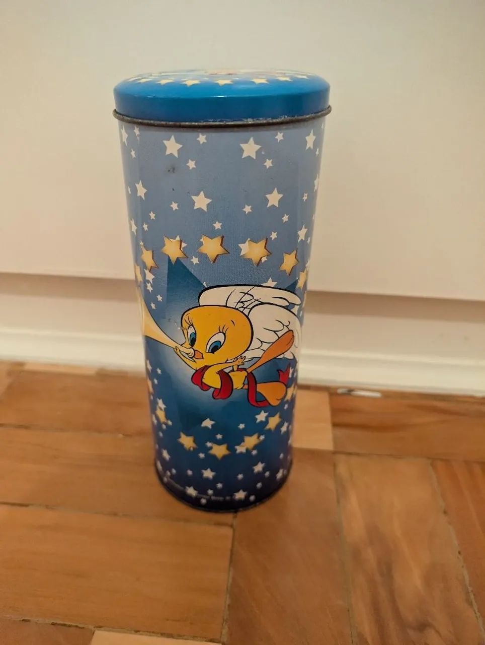 Lata antiga do Tweety, PiuPiu