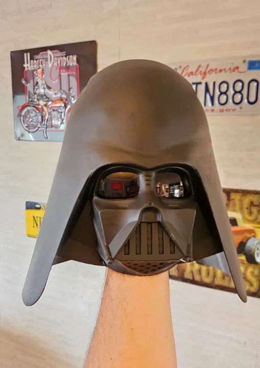 Capacete Darth Vader Star Wars - Foto 2