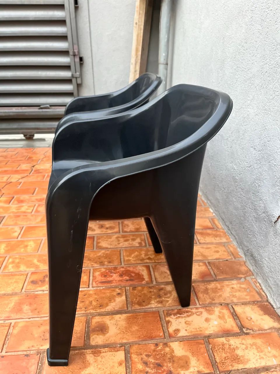 Cadeiras plástico tipo poltrona 