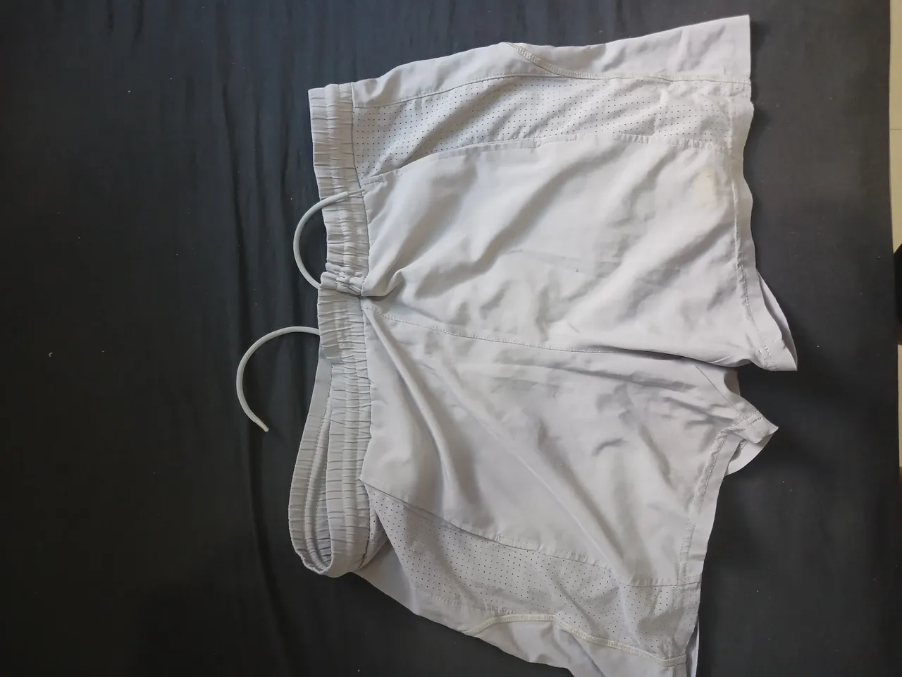 Shorts esportivo track e field original
