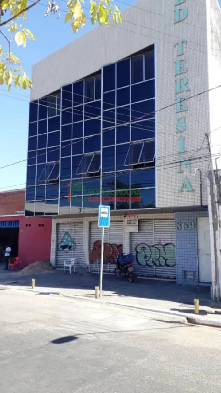Predio Comercial para alugar com 646,00 metros quadrados no CENTRO - Teresina - Piauí