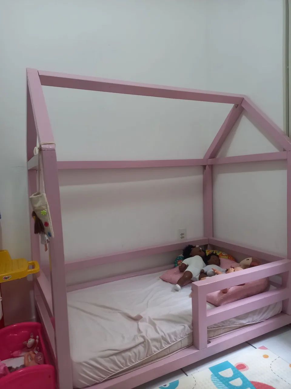 Cama infantil - casinha com colchao