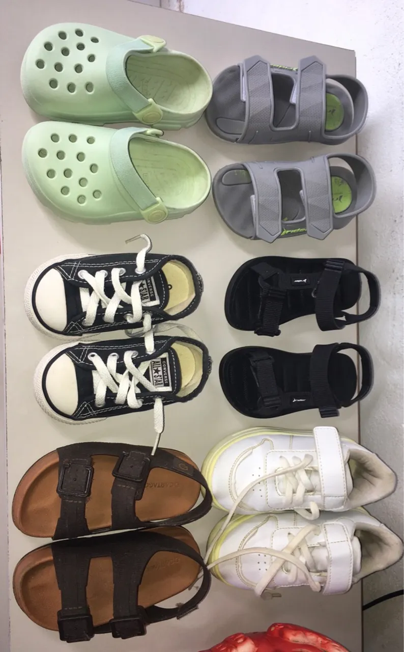 Sapatos infantis variados - Conforto e estilo para os pequenos!