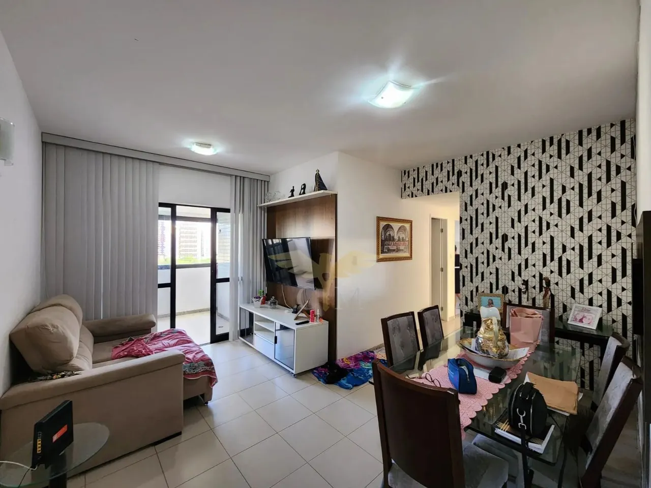 Apartamento 3 Quartos, Distribuído Em 90M² E 1 Vaga De Garagem Na Armação. 1RV2KHF