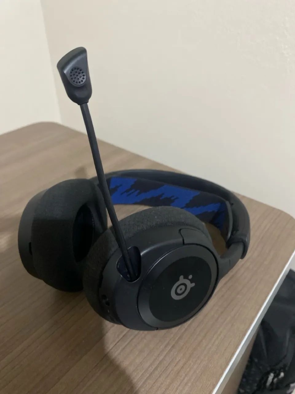 Headset Gamer SteelSeries Arctis Nova 1P - Foto 3