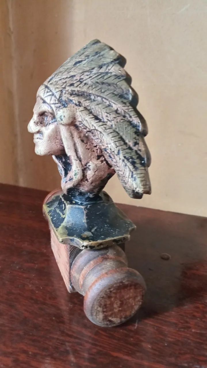 Busto Representando Cabeça de Índio Americano - Foto 3