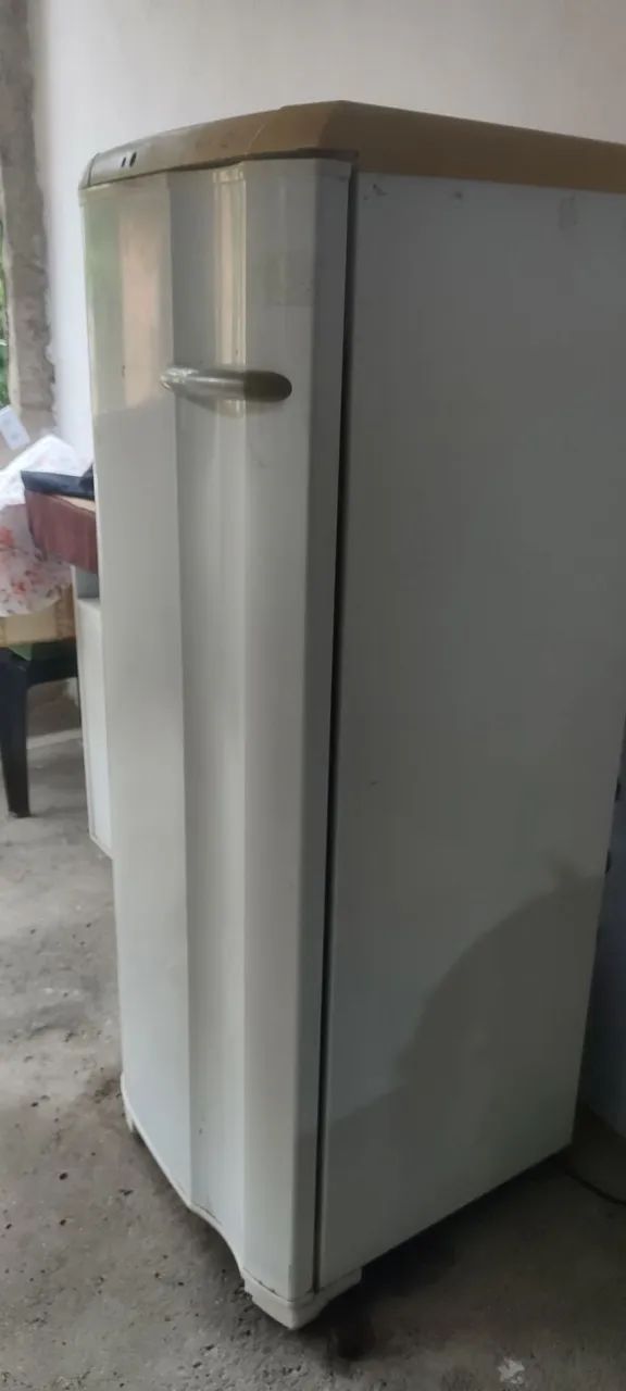 Vendo Freezer vertical  - Foto 2
