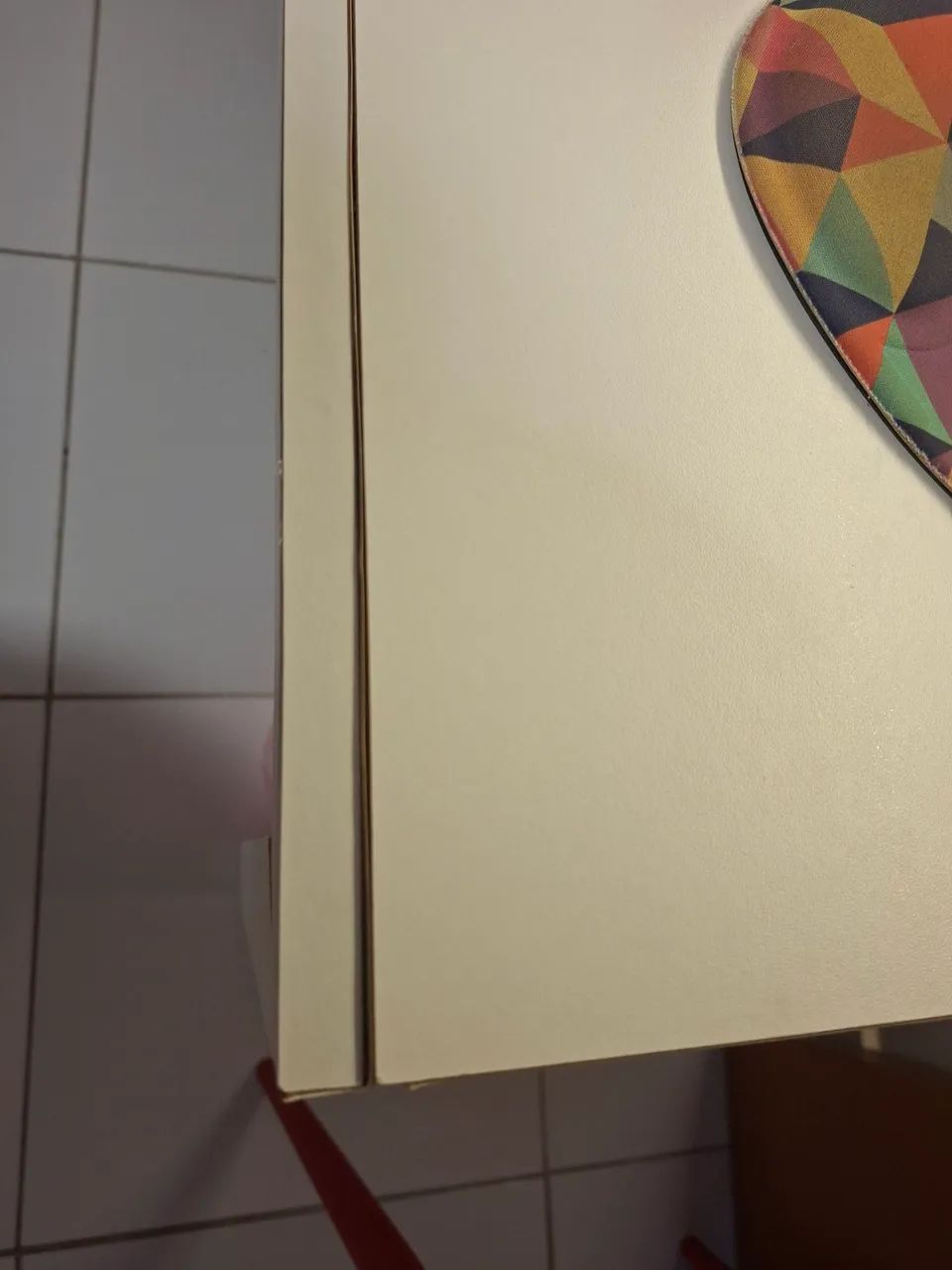 Mesa para estudos com 3 gavetas. - Foto 2