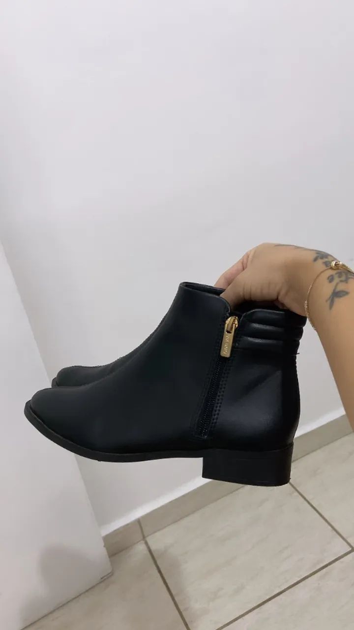 Bota via uno 