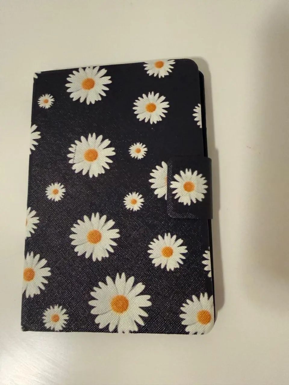Kindle Paperwhite 10 geração com capa e cabo - Foto 2