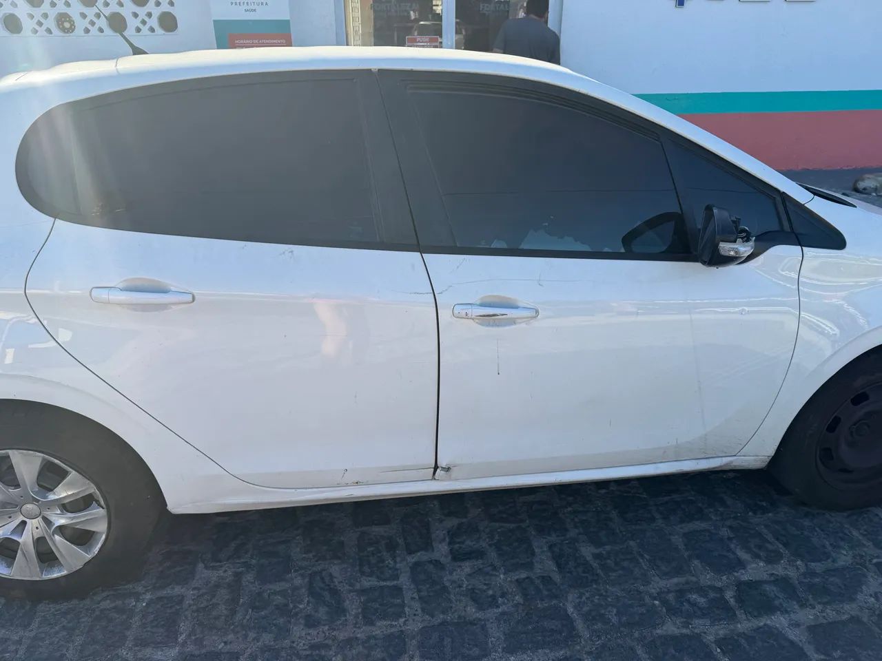 Peugeot 208 Active/active Pack 1.5 Flex 8V 5P 2014