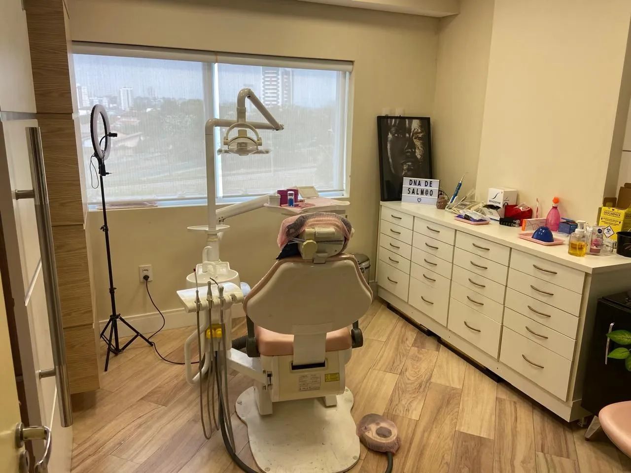 Cadeira Odontológica com mocho - Foto 3