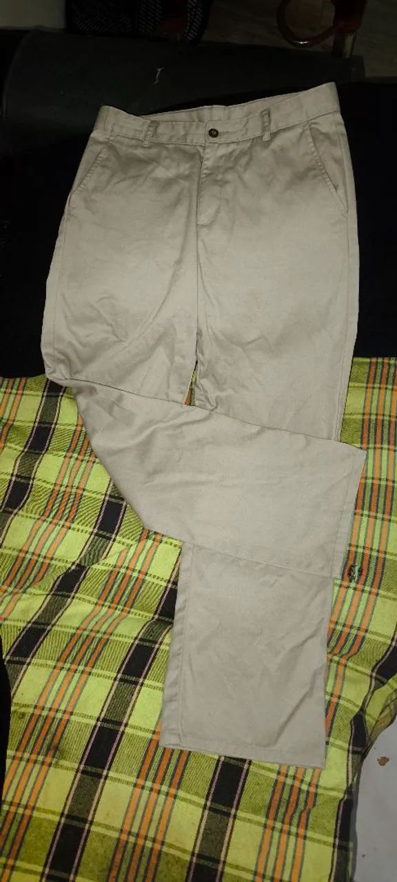 Calça estilo cargo IZOD original 