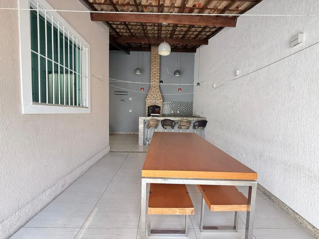 Casa geminada com 2 quartos sendo 2 suítes 3 banheiros 3 vagas - Foto 4