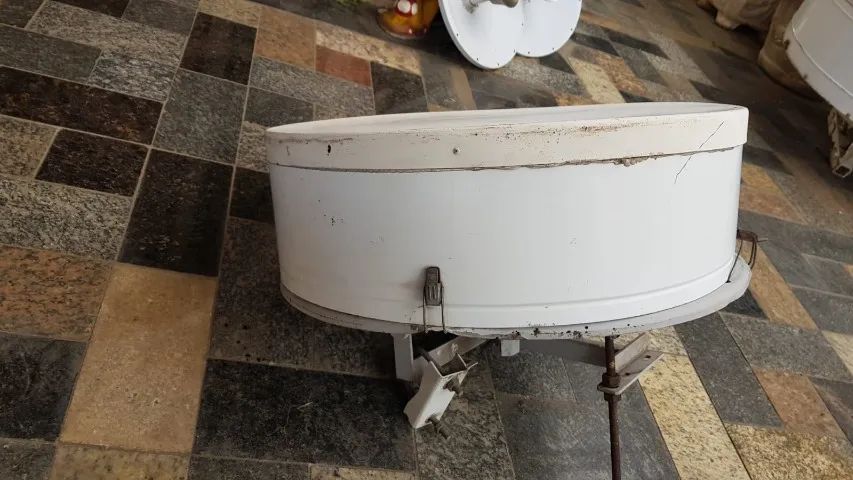 ANTENA AQUARIO 30DBI COM RADOME - Foto 2