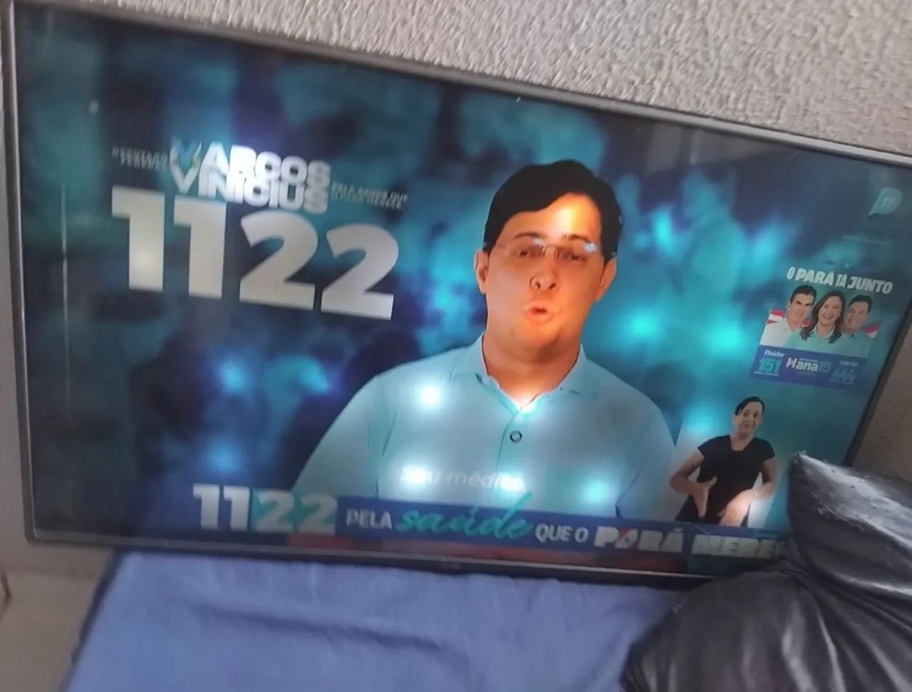 Vendo televisão lg 42 polegadas R$300,00
