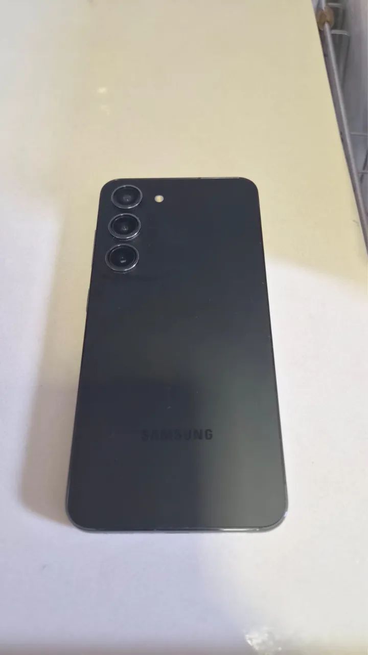 Samsung S23 - Foto 3