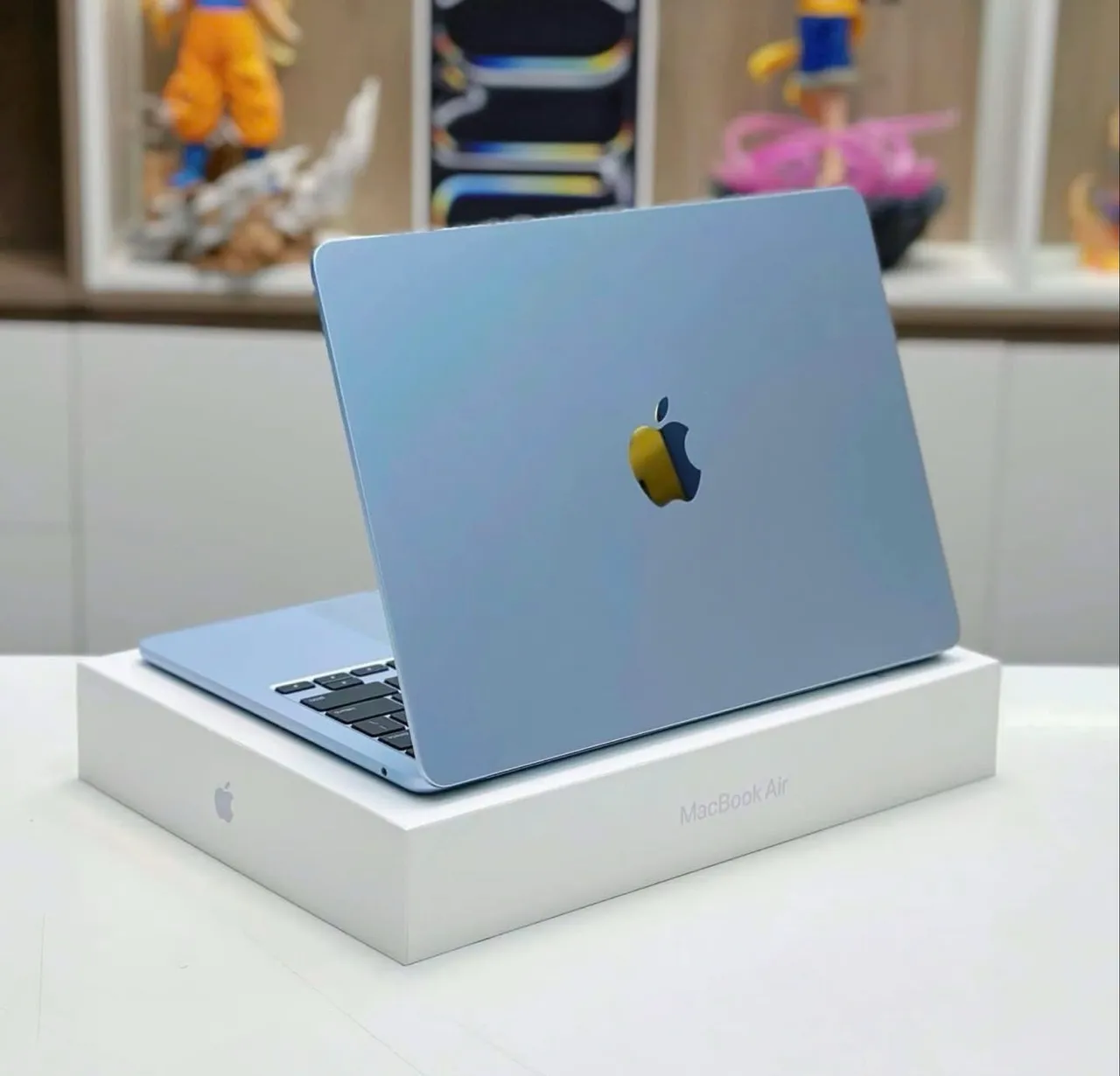 MacBook Air 2020 - Intel core i7- 16gb RAM - 256gb SSD - Tela 13.3