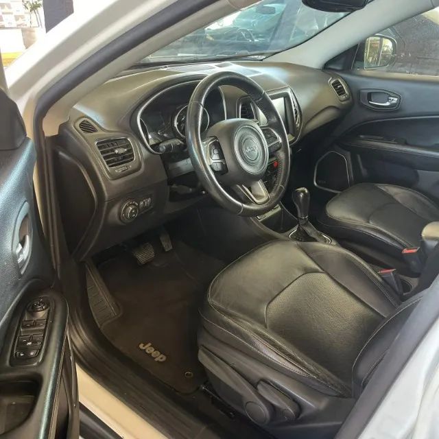 Jeep Compass Longitude 2.0 4X2 Flex 16V Aut. 2017 - Foto 5