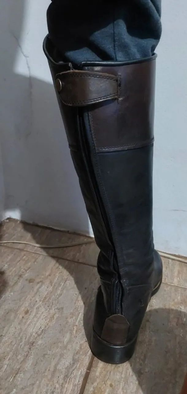 BOTA CANO LONGO 100% COURO LEGÍTIMO  - Foto 3