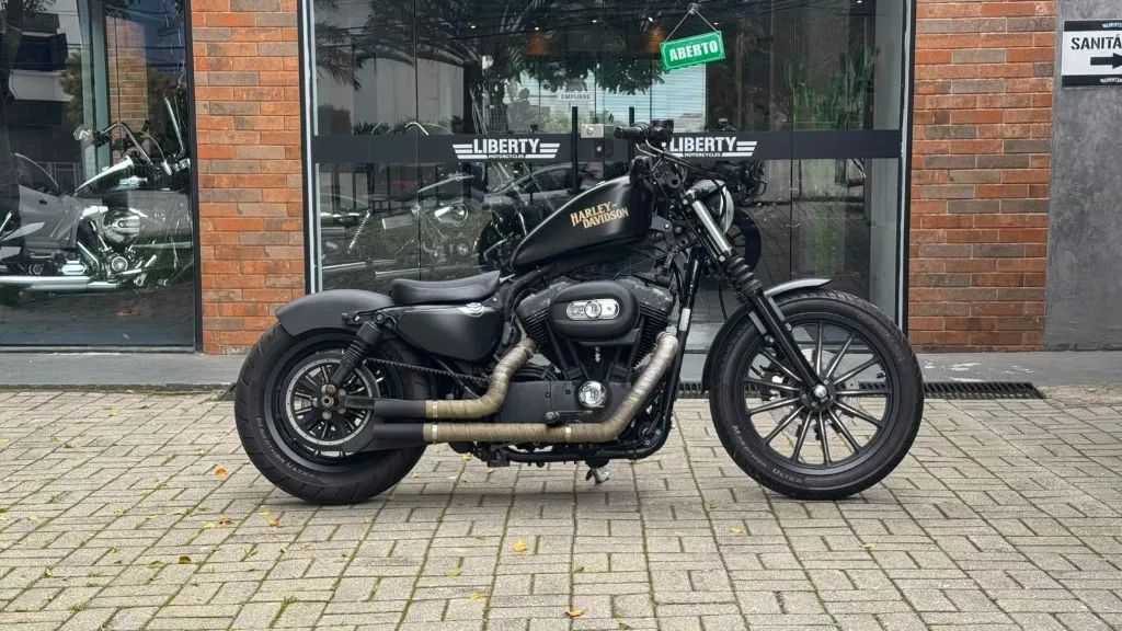 XL 883N IRON