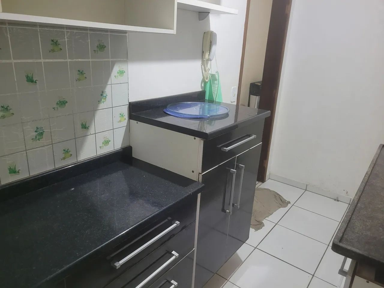 Aluguel: Apartamento Semi-Mobiliado com 2 Quartos e Vaga - Foto 5