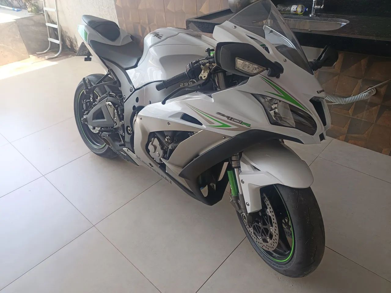 Kawasaki Zx-10/ Zx-10r 1000cc 2017 - 1479652175 | OLX