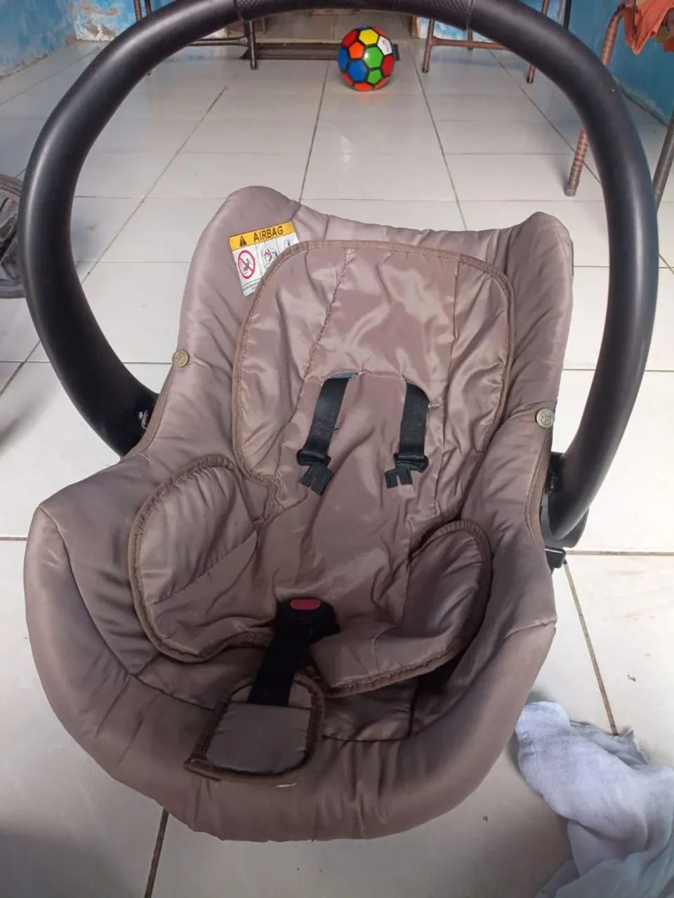 Carrinho de bebê, bebê conforto e suporte  - Foto 2