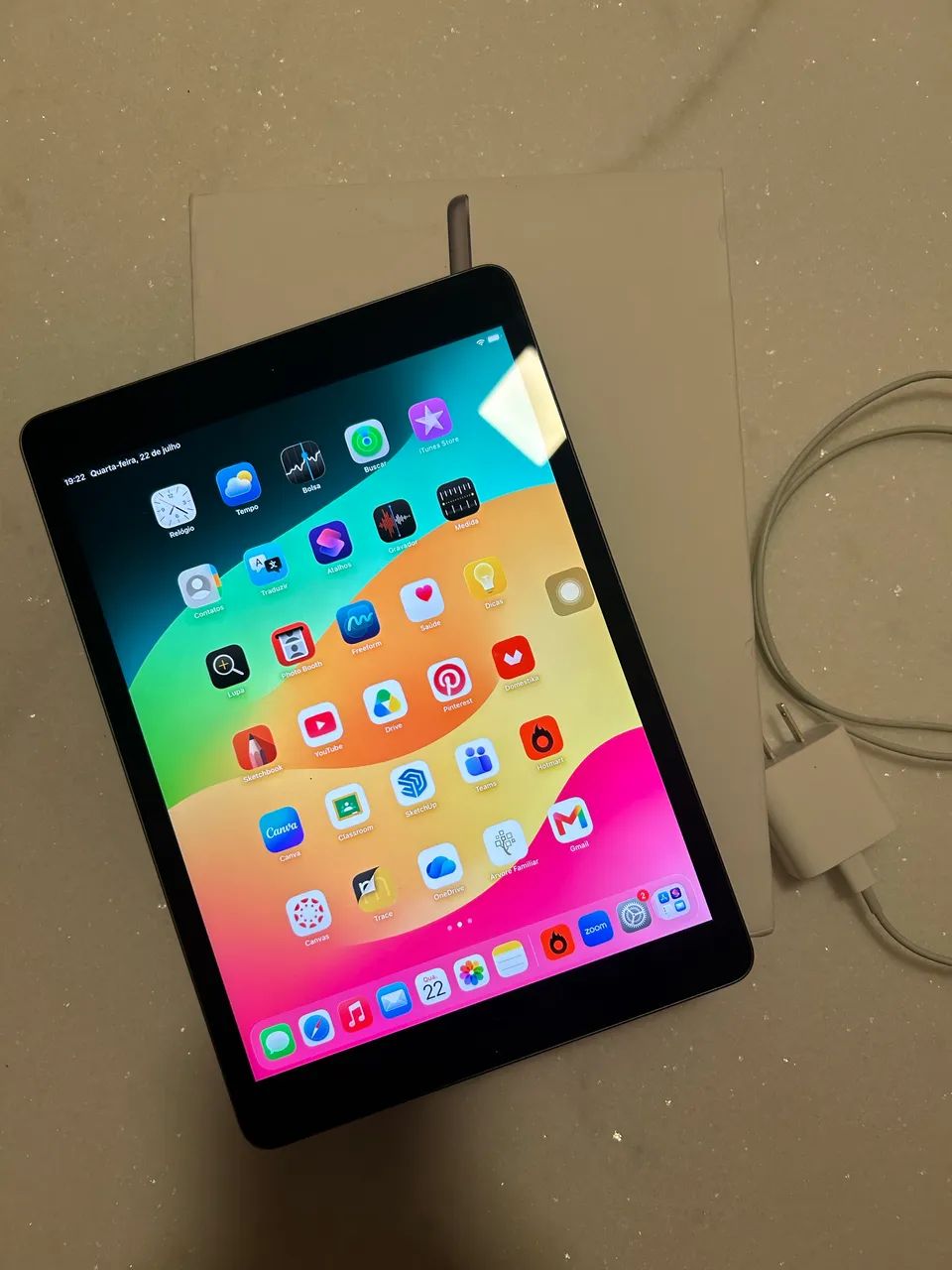 iPad 9 64 GB cinza 