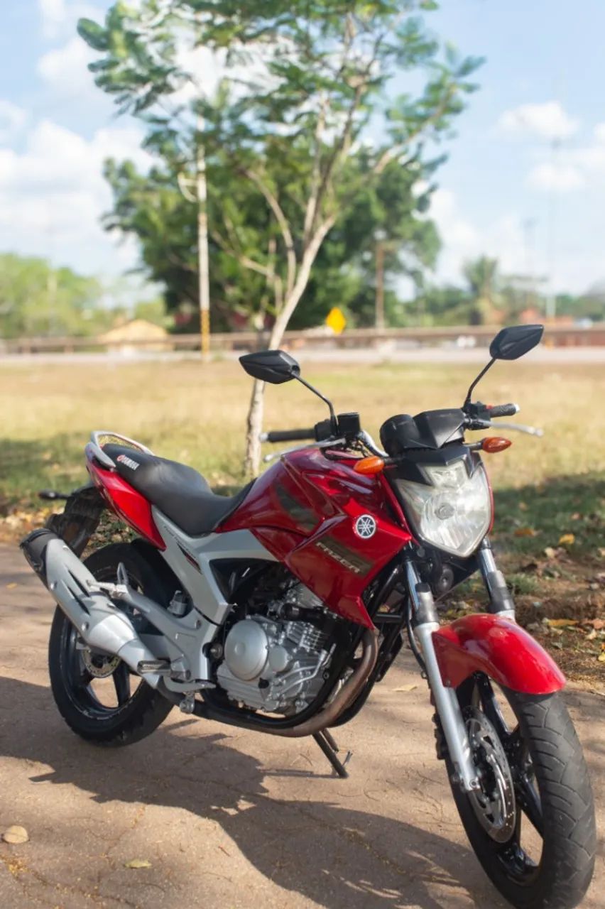 YAMAHA FAZER 250 (2011)  - Foto 4