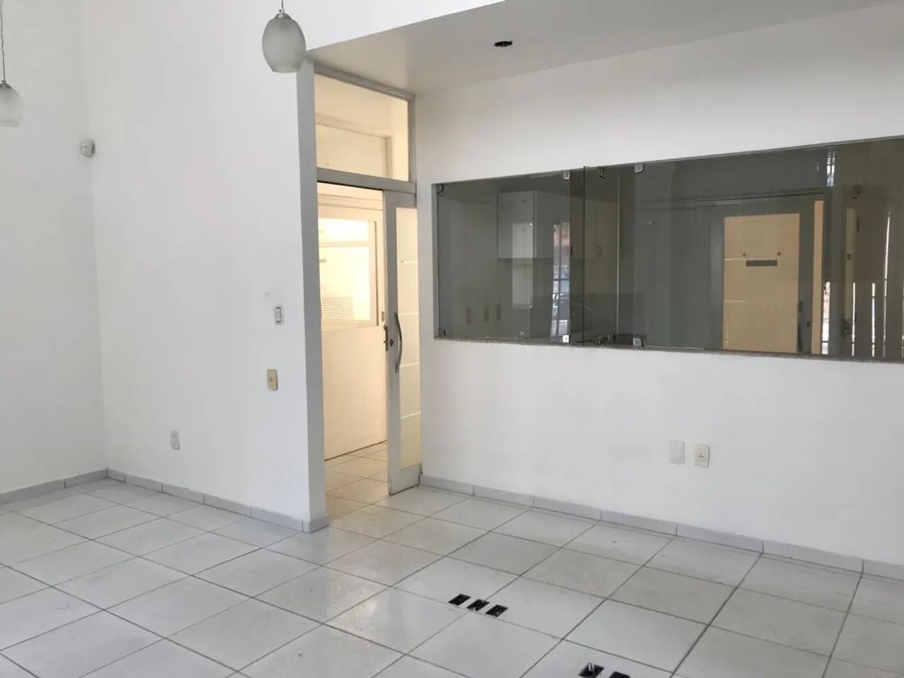 VENDO PONTO COMERCIAL NO FAROL - Foto 3