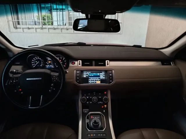 Land Rover Range Rover Evoque Pure 2.0 Aut. 5P 2014