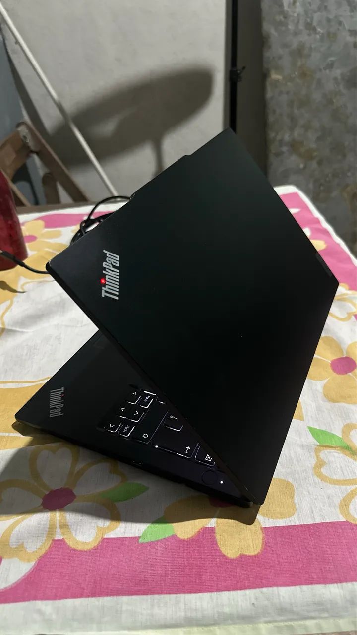 Notebook Lenovo thinkpad e14 gen 6 ultra 5  - Foto 3