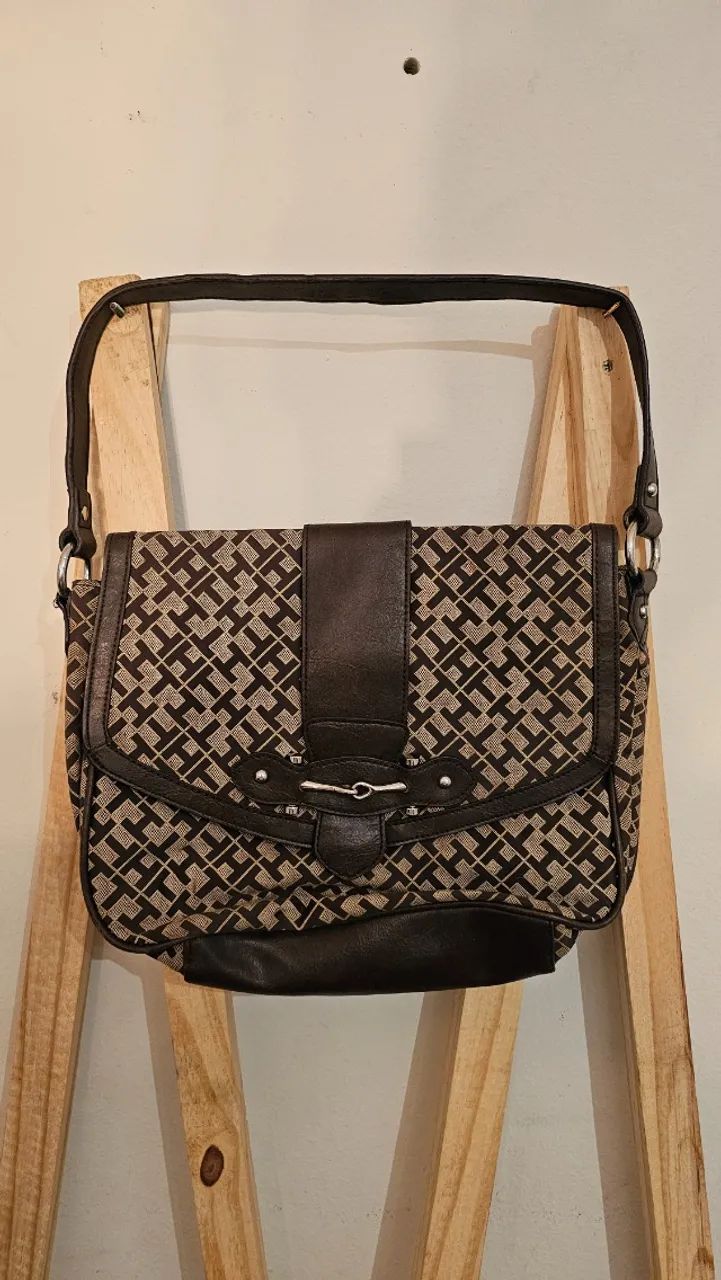 Bolsa Tommy Hilfiger + brinde