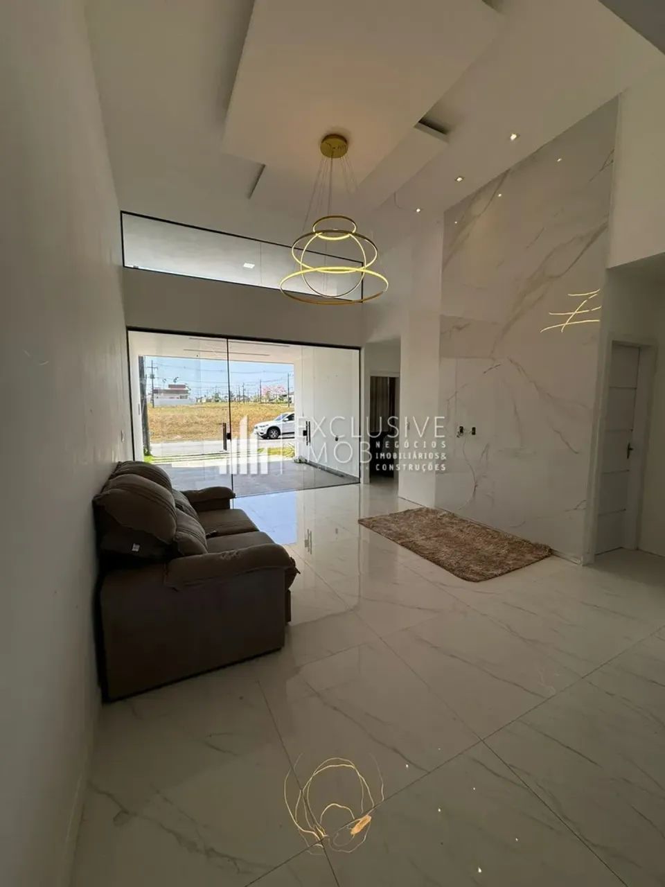 LINDÍSSIMA CASA NO JARDIM MARSELHA - Foto 2