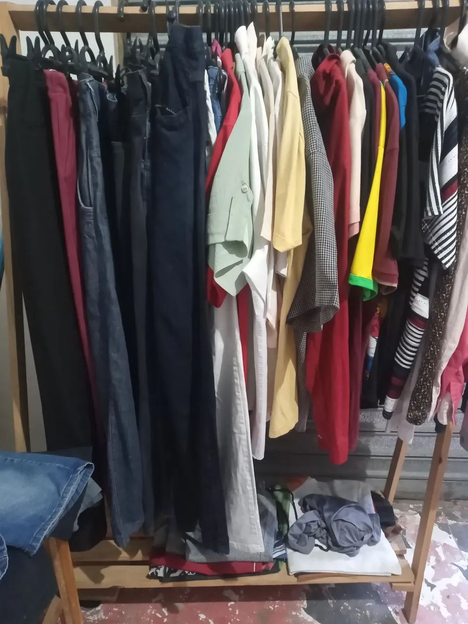 Vendo esses acessórios usados para lojas - Foto 5