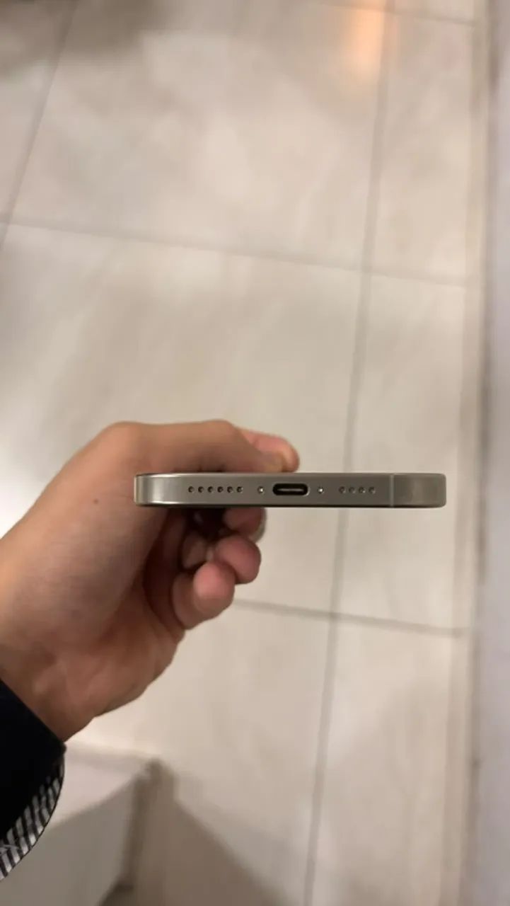 iPhone 16 Pro Max 256gb - Foto 2