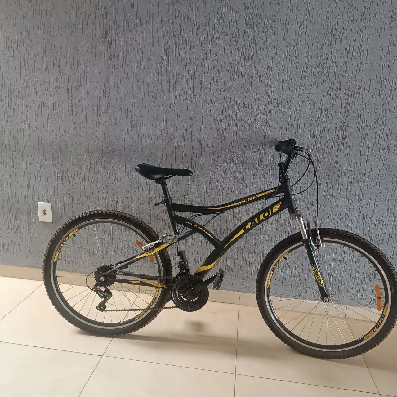 Bicicleta Caloi aro 26 andes