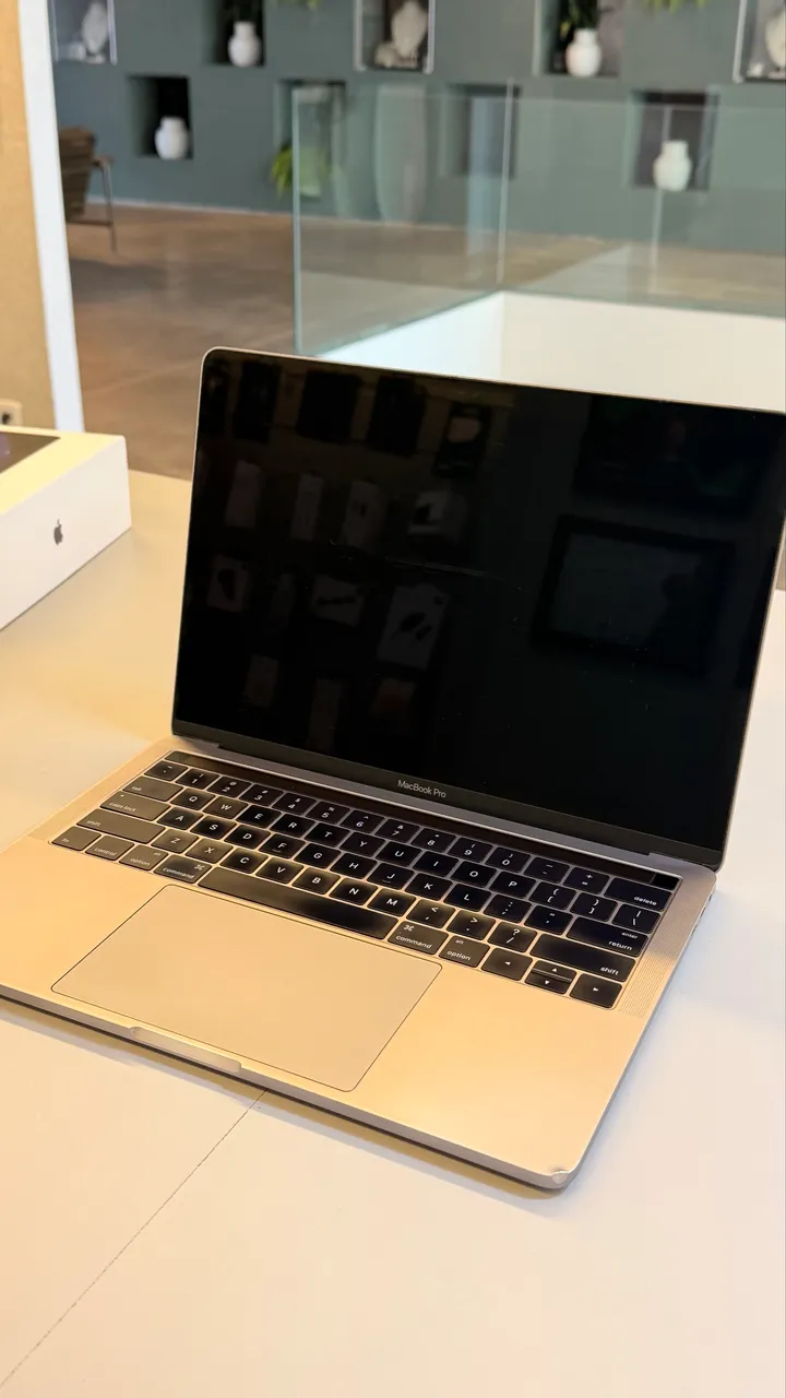 MACBOOK PRO, 32 GB, 512 SSD, CORE i9, 15.4 POLEGADAS, IMPRESSÃO