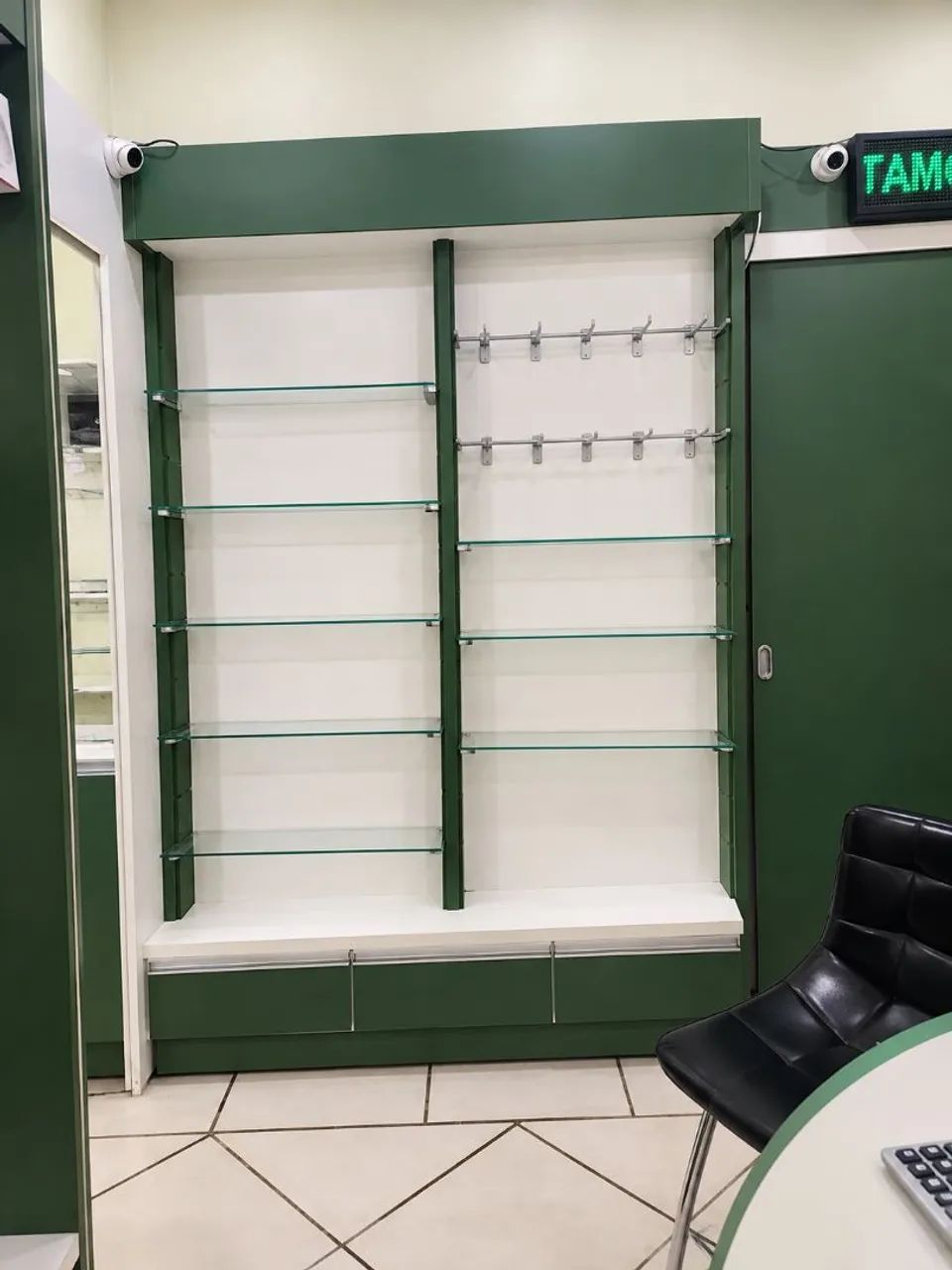 Móveis planejados completos para loja - Foto 2