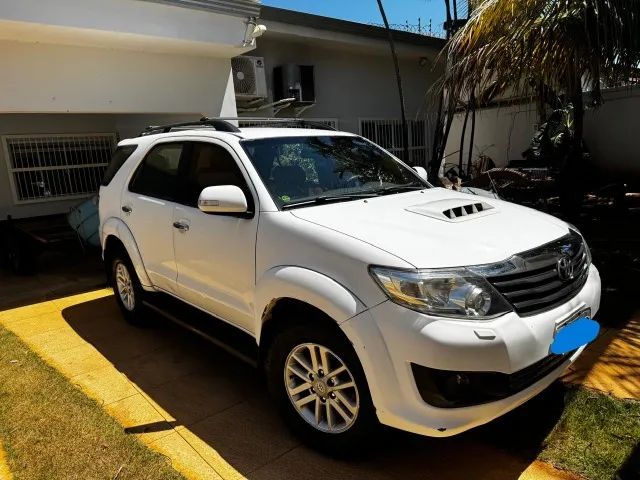 Toyota Hilux Hilux SW4 SRV D4-D 4x4 3.0 TDI Dies. Aut 2013