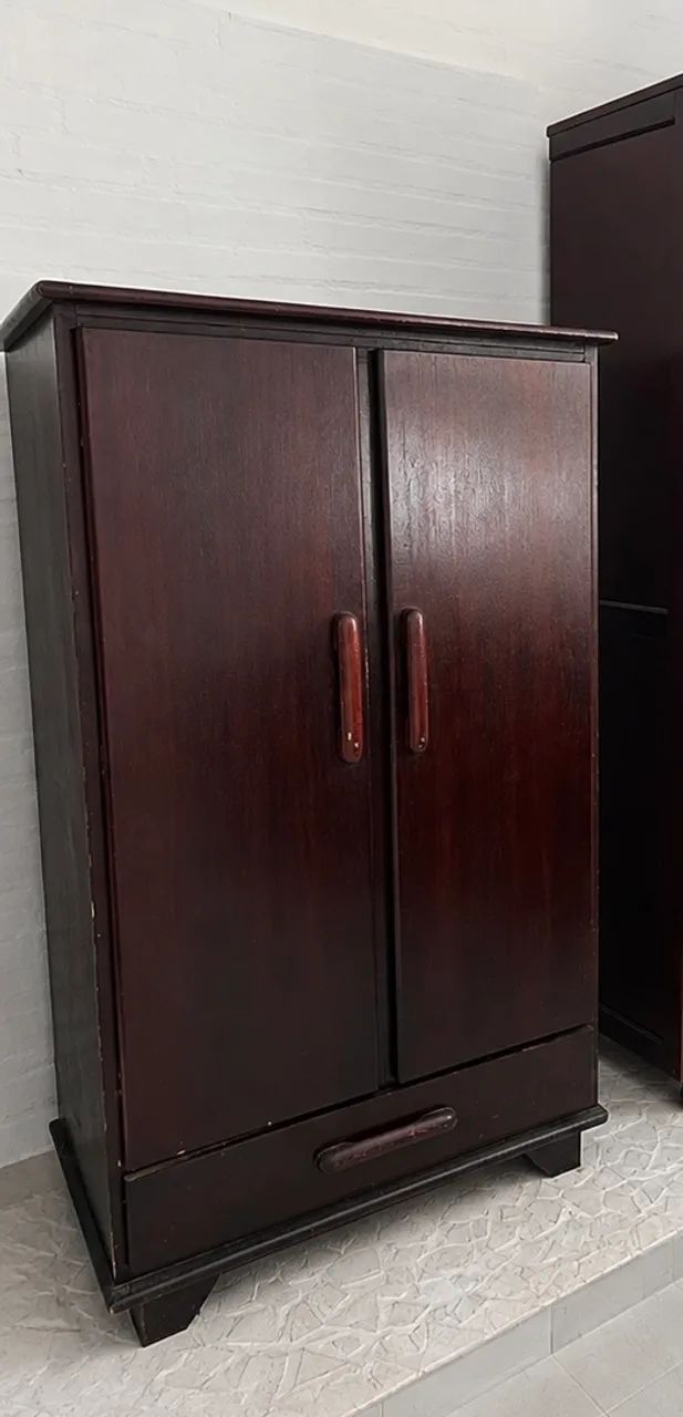 Guarda roupa de 2 portas