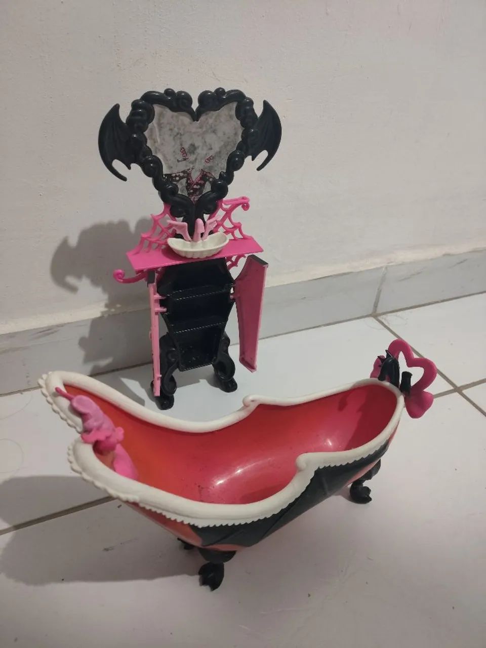 banheiro da draculaura - Foto 2