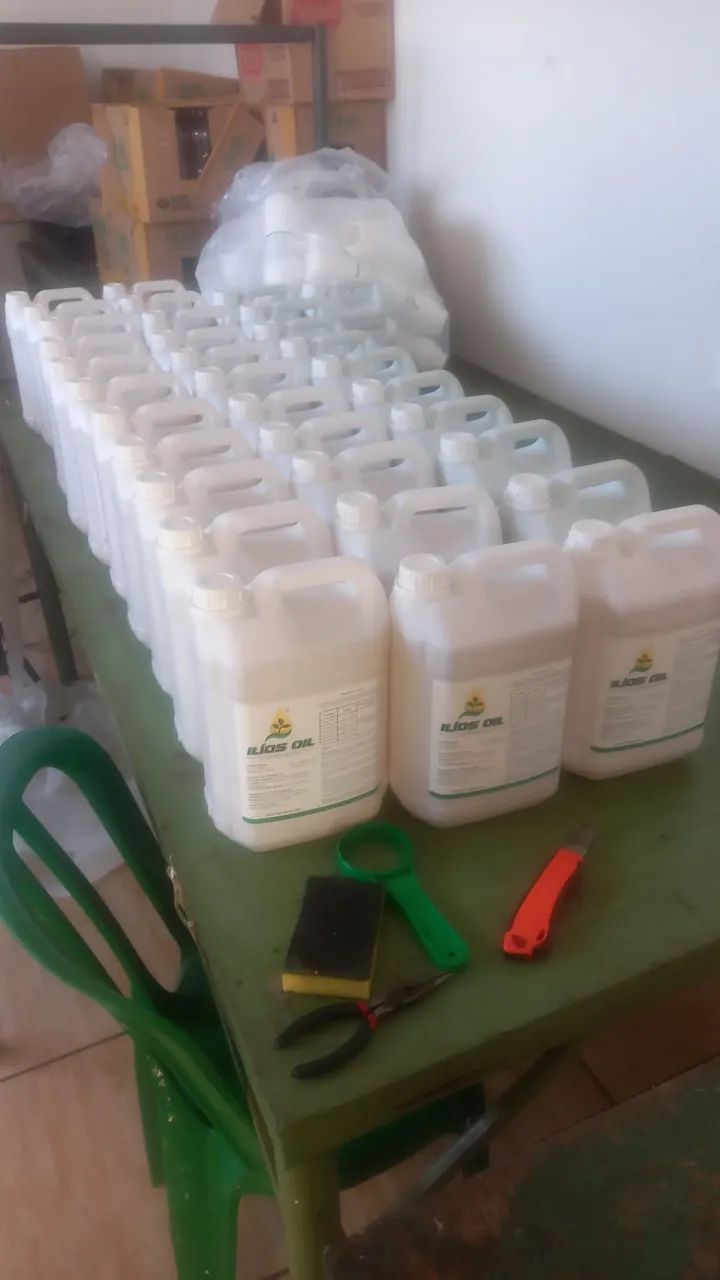 Formulaçao para adjuvante agricola a base de oleo vegetal - Foto 4